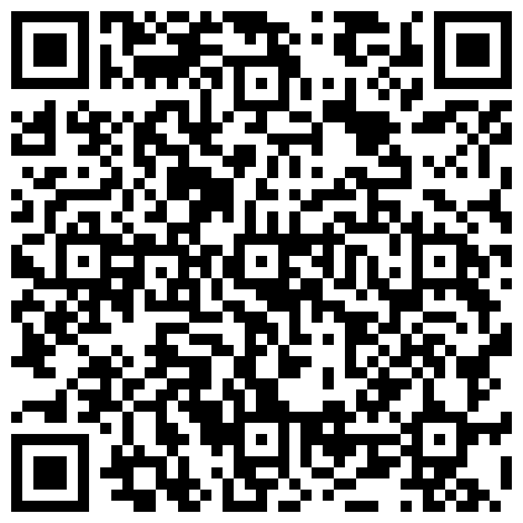 南棒小哥哥本以为只是单纯来操个逼，结果发现还要直播，生气的都懒得动弹了 女主播拽着手摸B的二维码