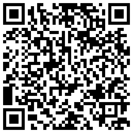 颜值不错的小骚逼黑丝情趣高跟诱惑，露脸给炮友口活吃鸡巴，站着被抽插，从床下到床上玩的非常嗨，不要错过的二维码