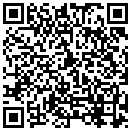破解家庭网络摄像头监控偷拍私企小老板模样的中年男到年轻少妇情人家幽会的二维码