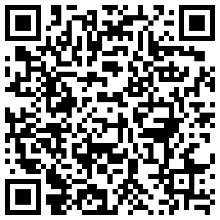 这妞颜值不错就是太骚了，高跟鞋黑丝袜还是开档哒，逼里塞个跳弹被大哥捆起来玩弄调教，精彩不要错过的二维码