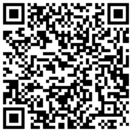 一字露肩装时尚性感白领美女外表文静斯文想不到床上那么狂野,主动吃鸡鸡女上位干,被男的从床上一直操到床下!的二维码