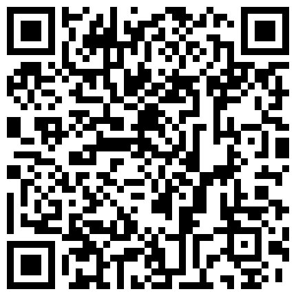 美国之音香港 - 11月18日中午12点一刻左右，一些人走出正门来到街上。警方水炮车在漆咸道南上向理大平台发射水柱，并冲走地面上的杂物。.mp4的二维码