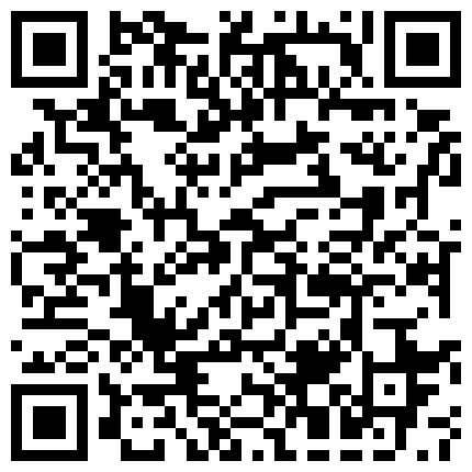 高速路上小骚逼媳妇就喊着受不了啦，非要脱下内裤露出，只好腾出一只手帮媳妇解决下生理需求！的二维码