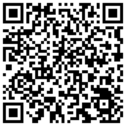 晚上偷偷潜伏到房东的浴室窗外偷窥他的女儿洗澡转过身来看身材真不错貌似被她发现了的二维码