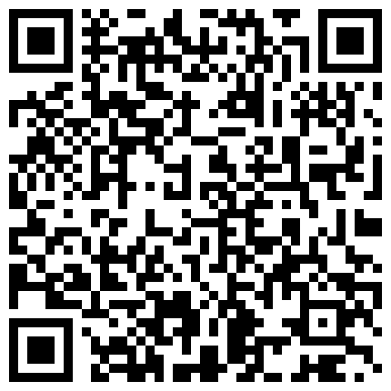 麻花辫美少妇户外露出,正翘着屁股不停拍打,不小心被路过大爷发现,非要过来摸,亏大了的二维码