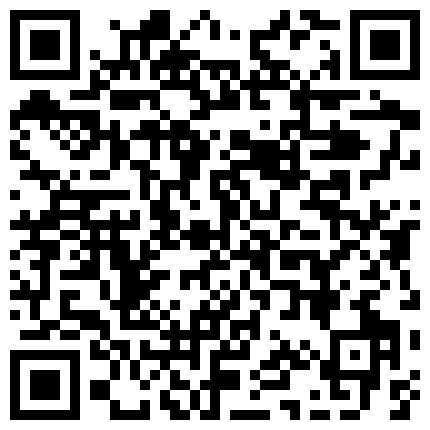 户外小姐姐就玩刺激的，室外休息椅上玩漏出好激动，漏奶漏逼还玩AV棒刺激，蹲下尿尿，精彩不要错过的二维码
