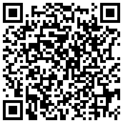 239852.xyz 少数民族的小浪女露脸丝袜情趣，逼里塞着大黑牛嘴里舔着哥哥的大鸡巴，被压在身下疯狂抽插呻吟射在肚子上的二维码