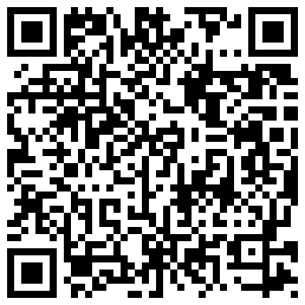 339966.xyz 鸡巴镶了几颗珠子的纹身社会哥和穿着情趣开裆内衣的小情妇啪啪一边手拿着自拍杆自拍的二维码