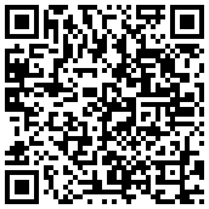 www.ds43.xyz 晚上睡不着从透气窗偷窥隔壁租房的妹子洗澡一边洗衣服真想把她挂在窗口下的文胸给偷了的二维码