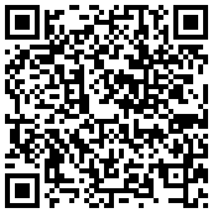颜值非常不错的小妞全程露脸大秀，后面有个小姑娘自己在前面大黑牛自慰骚逼，找个没人的房间全裸给狼友看的二维码