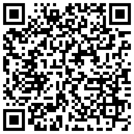 286893.xyz 小少妇跟大哥来公园游玩，逼里塞个跳弹自慰边走还被大哥捏奶子，公测里面全裸自慰骚逼，挤奶水自己舔着吃的二维码