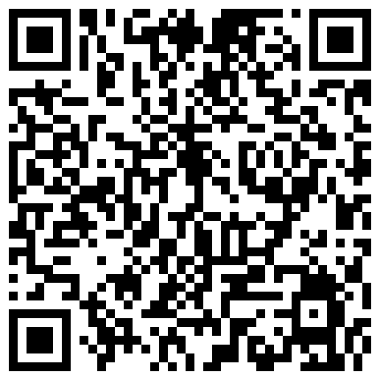 335892.xyz 大一学妹爱啪啪露脸在镜头前让小哥玩弄，揉奶玩逼给狼友看特写，让小哥在沙发上草嘴无套抽插爆草射嘴里吞精的二维码