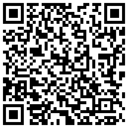 胸前纹身贴大奶妹子情趣装自慰秀手指扣逼道具JJ抽插玻璃黄瓜爆菊的二维码